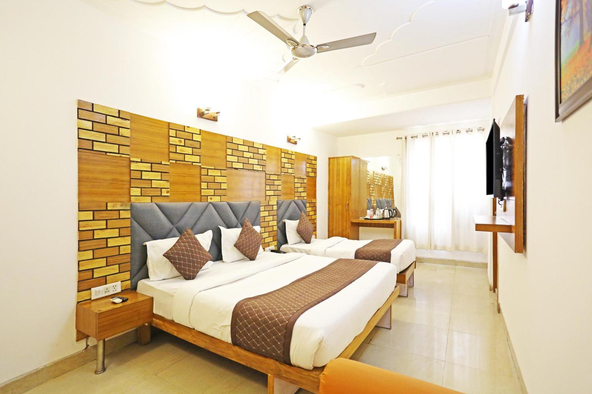 Hotel Ambrosia - A Boutique Hotel Nuova Delhi Esterno foto