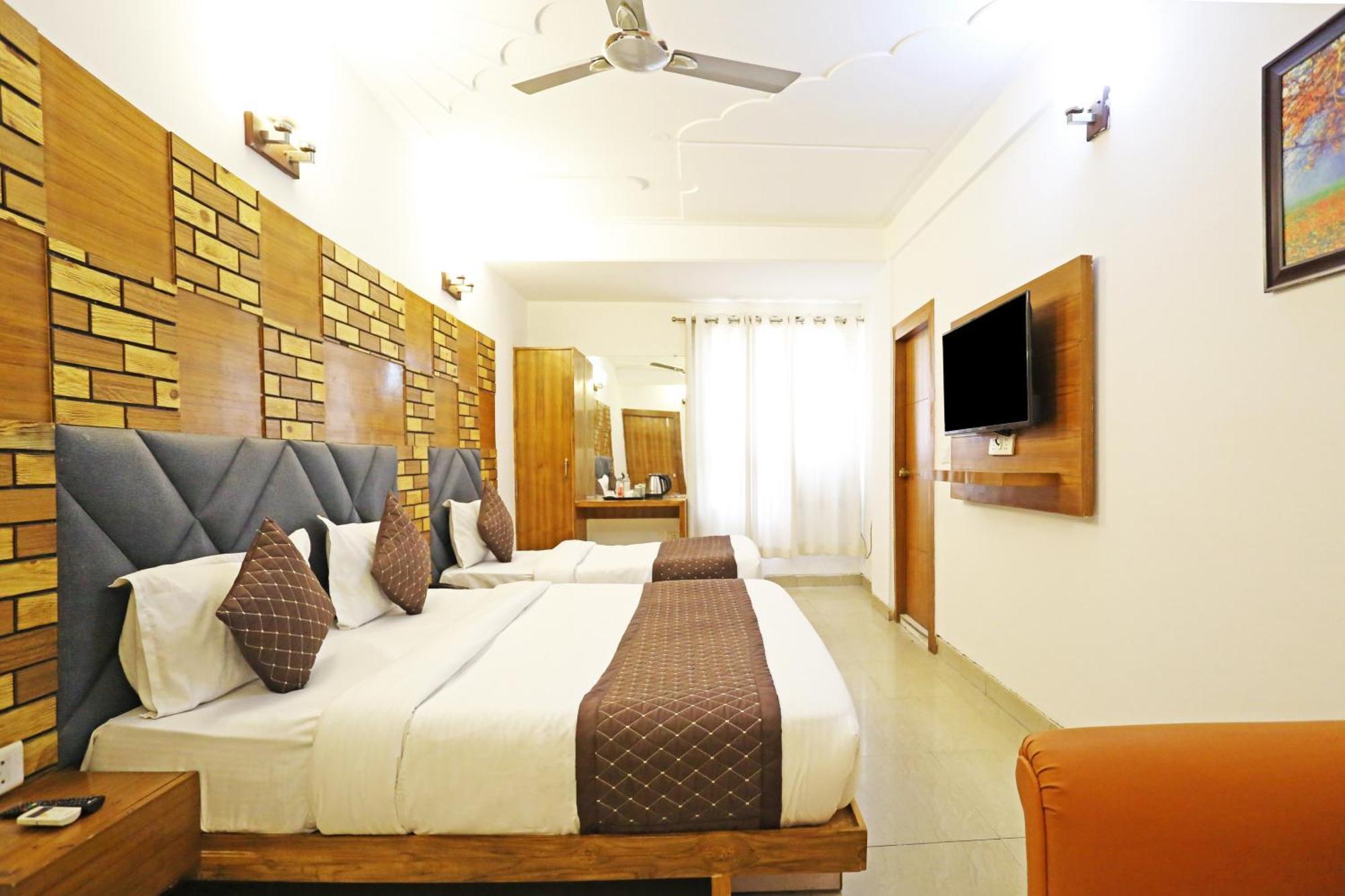 Hotel Ambrosia - A Boutique Hotel Nuova Delhi Esterno foto