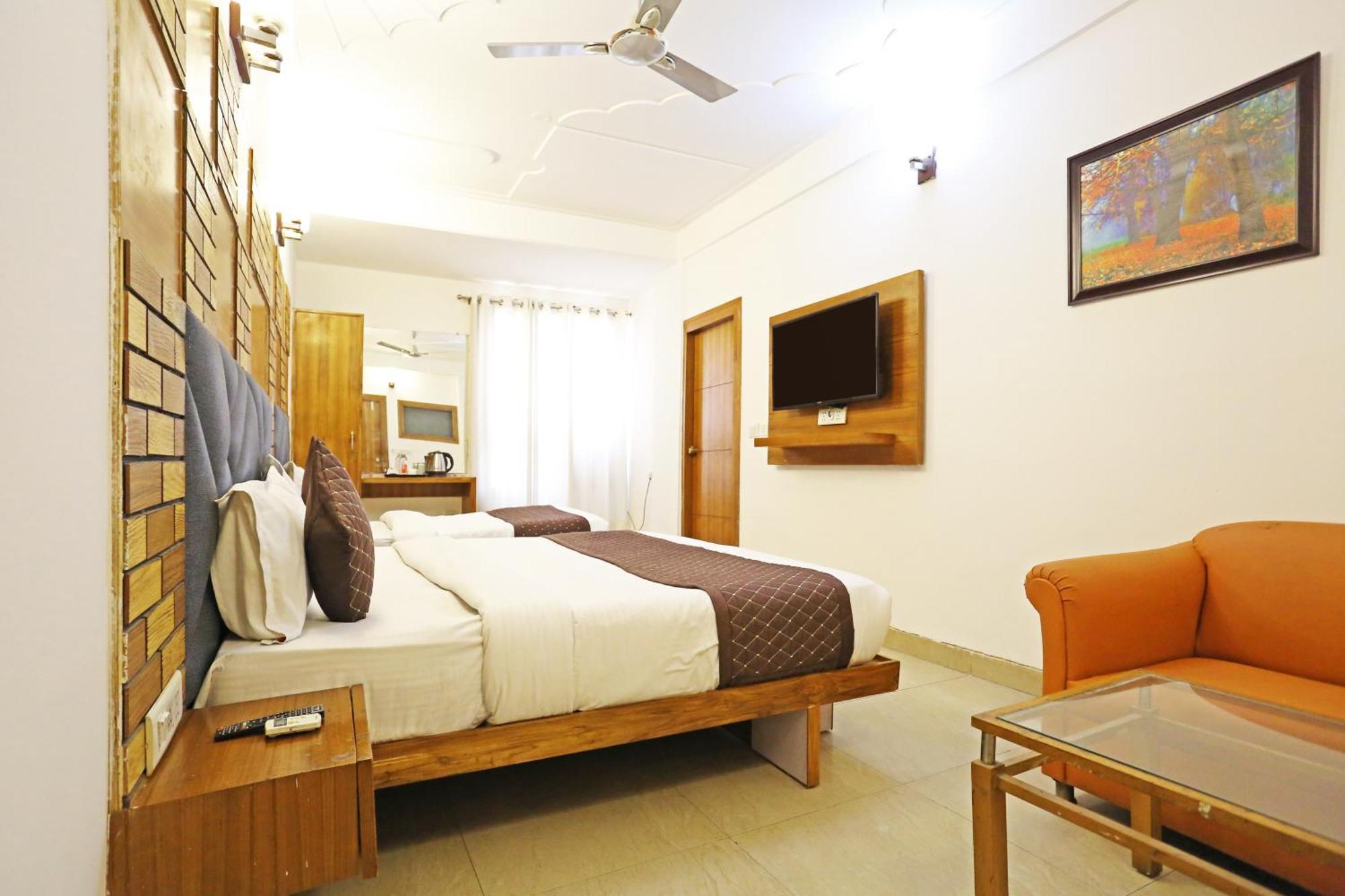 Hotel Ambrosia - A Boutique Hotel Nuova Delhi Esterno foto