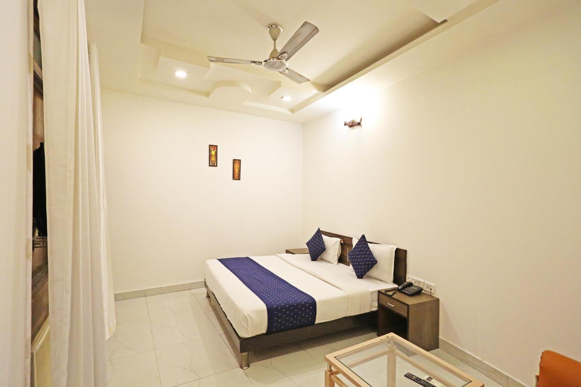 Hotel Ambrosia - A Boutique Hotel Nuova Delhi Esterno foto