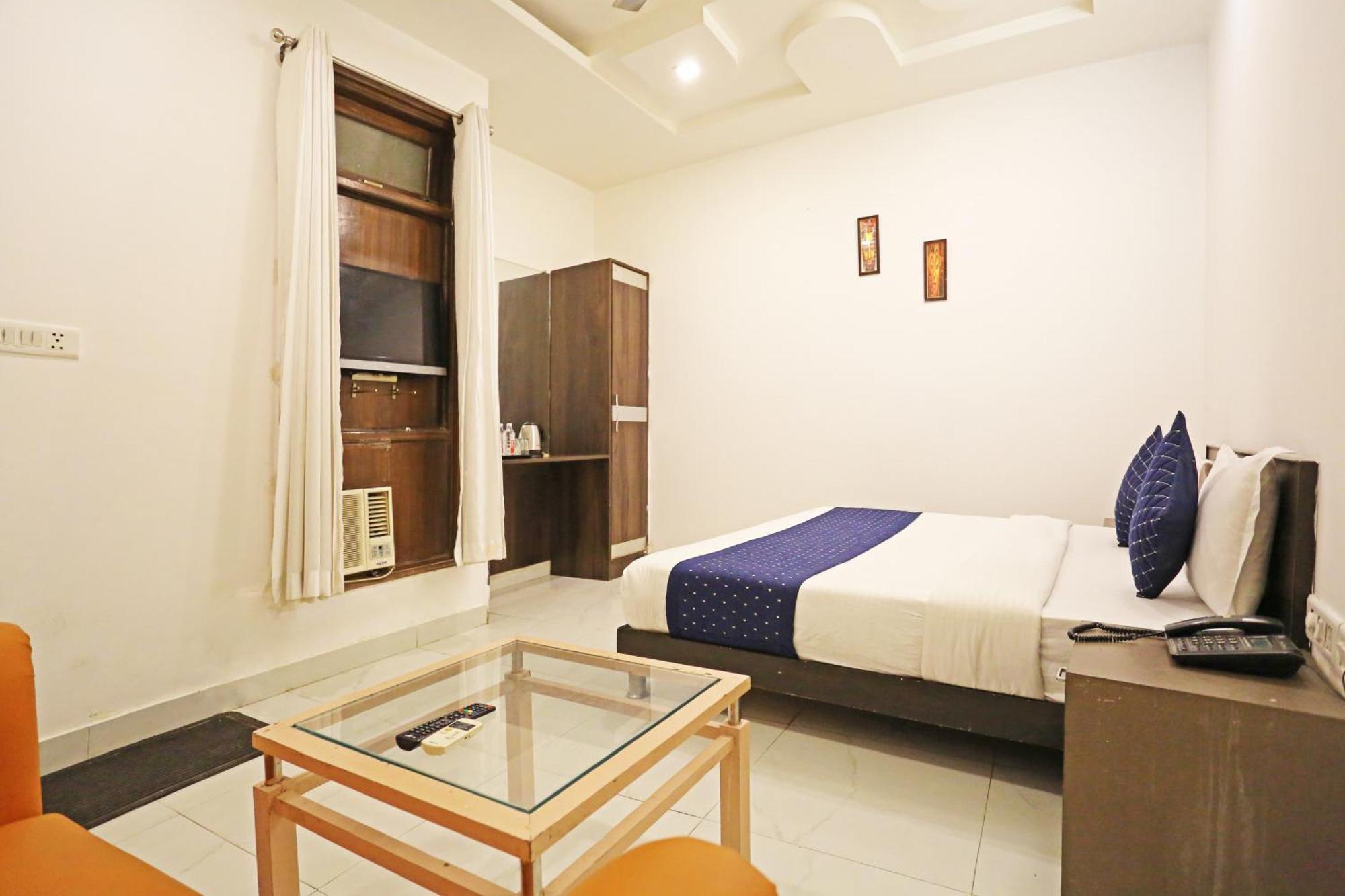 Hotel Ambrosia - A Boutique Hotel Nuova Delhi Esterno foto